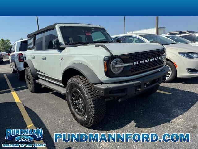 2021 Ford Bronco Black Diamond Advanced — photo 1 of 26