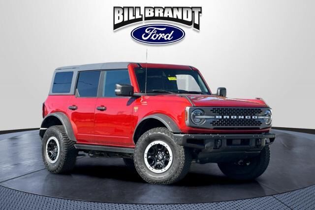 2022 Ford Bronco Base Advanced — photo 1 of 17