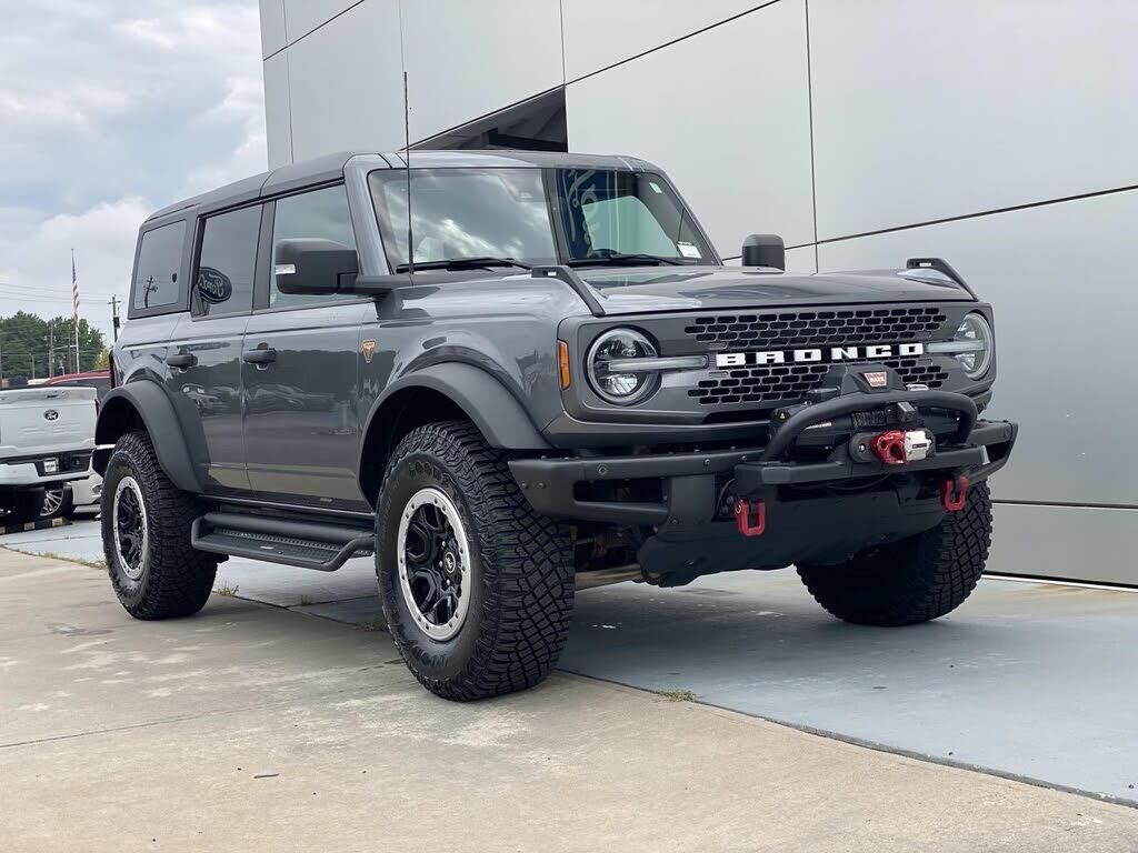 2022 Ford Bronco Badlands Advanced — photo 1 of 1