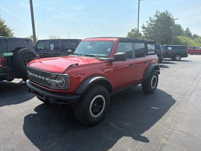 2022 Ford Bronco Wildtrak Advanced — photo 1 of 2