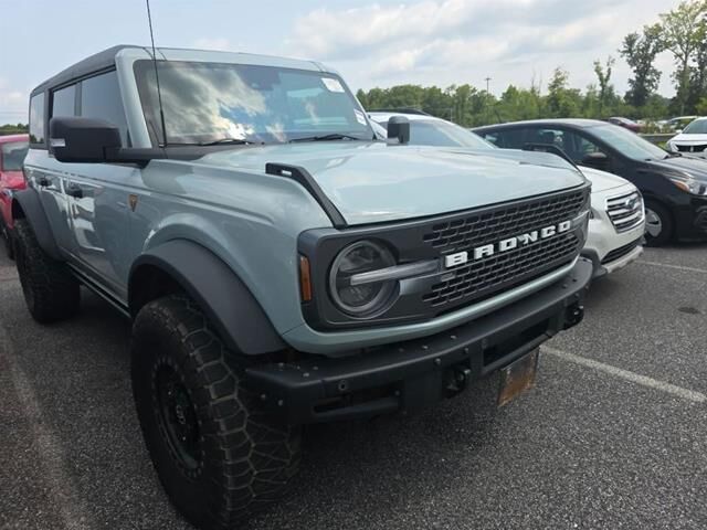 2022 Ford Bronco Base Advanced — photo 1 of 11