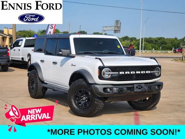 2023 Ford Bronco Base Advanced — photo 1 of 26