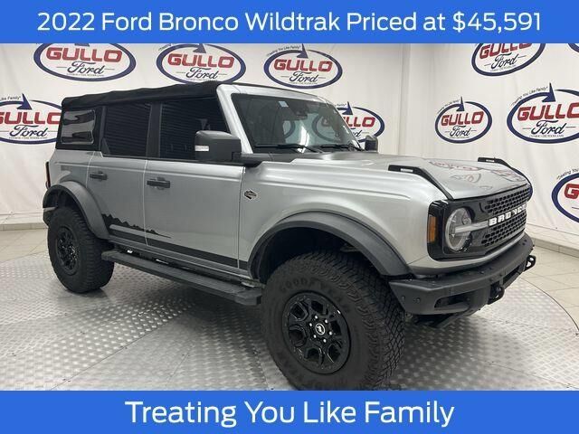 2022 Ford Bronco Black Diamond Advanced — photo 1 of 13