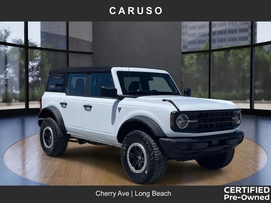 2022 Ford Bronco Base Advanced — photo 1 of 13