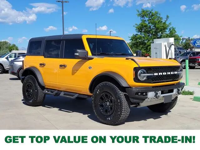 2022 Ford Bronco Base Advanced — photo 1 of 16