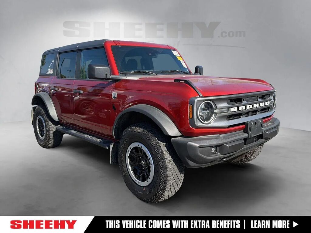 2023 Ford Bronco Base Advanced — photo 1 of 13