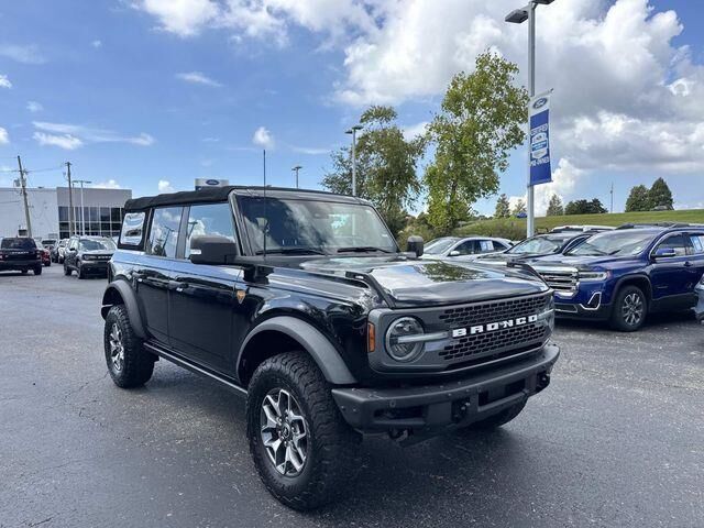 2021 Ford Bronco Black Diamond Advanced — photo 1 of 26