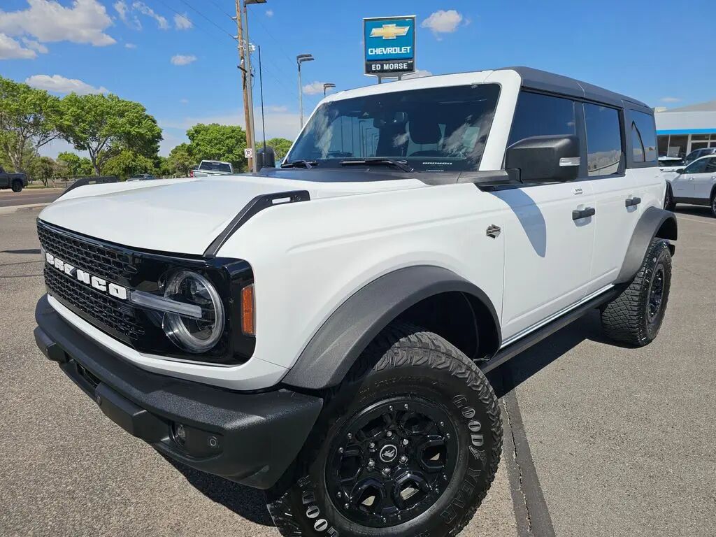 2022 Ford Bronco Base Advanced — photo 1 of 26