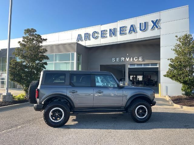2023 Ford Bronco Base Advanced