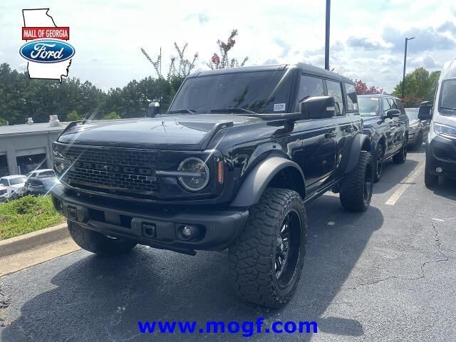 2023 Ford Bronco Big Bend Advanced — photo 1 of 13