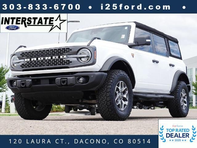 2023 Ford Bronco Base Advanced — photo 1 of 26