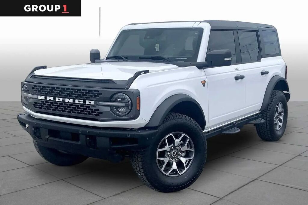 2023 Ford Bronco Wildtrak Advanced — photo 1 of 12