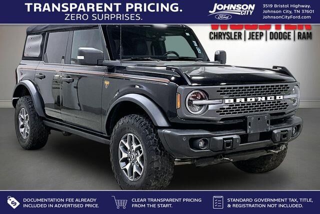 2022 Ford Bronco Outer Banks Advanced — photo 1 of 26