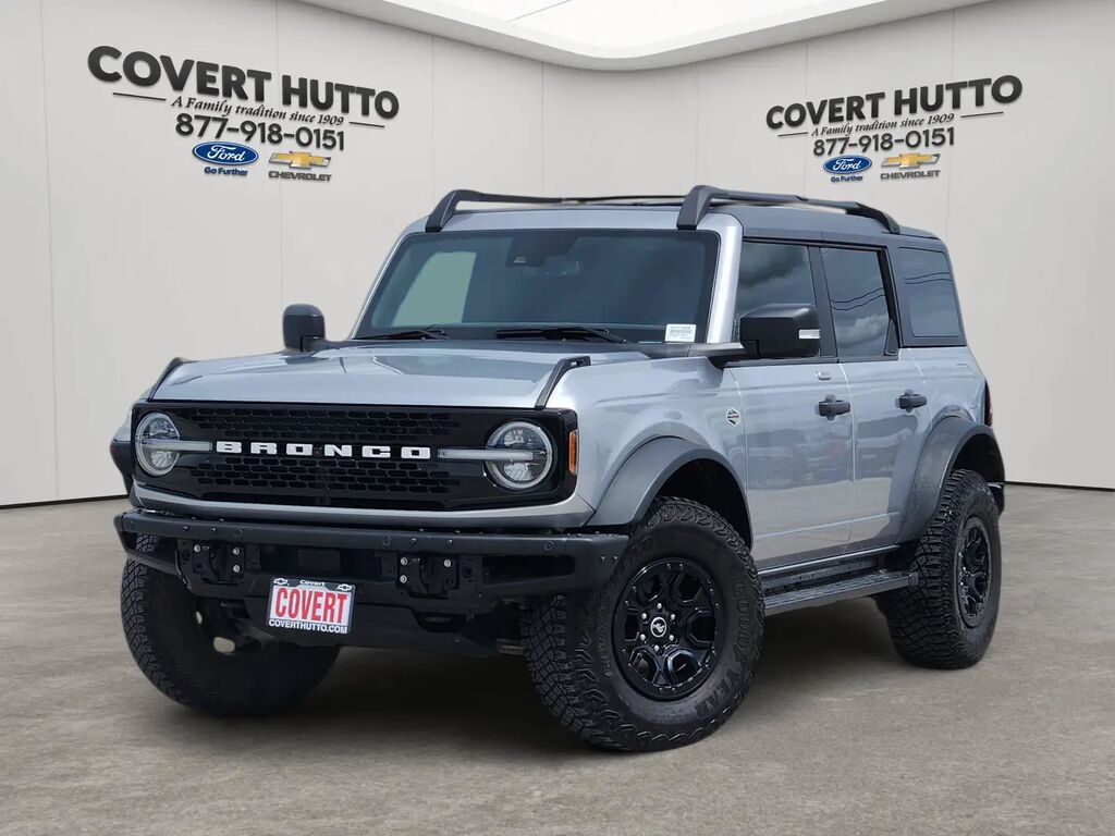 2022 Ford Bronco Wildtrak Advanced — photo 1 of 13