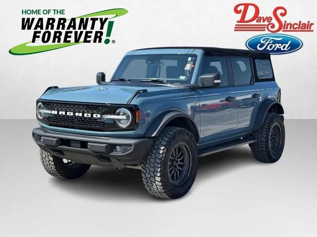 2022 Ford Bronco Big Bend Advanced — photo 1 of 13