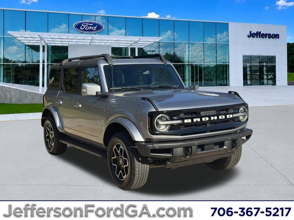 2023 Ford Bronco Base Advanced — photo 1 of 1