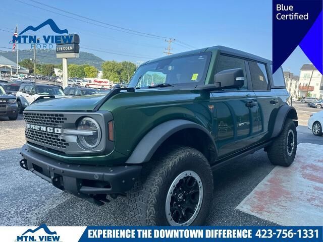 2023 Ford Bronco Badlands Advanced — photo 1 of 26