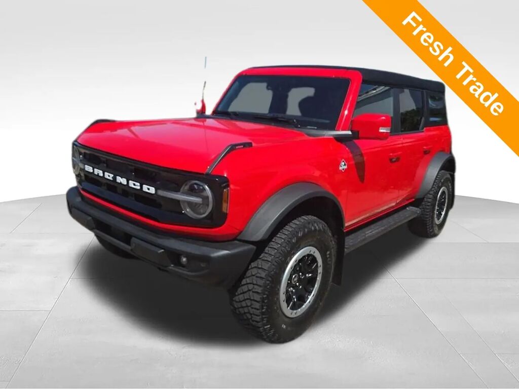 2023 Ford Bronco Base Advanced — photo 1 of 36