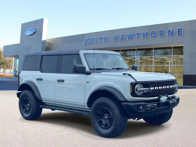 2023 Ford Bronco Base Advanced — photo 1 of 50