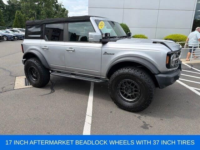 2021 Ford Bronco Badlands Advanced — photo 1 of 2