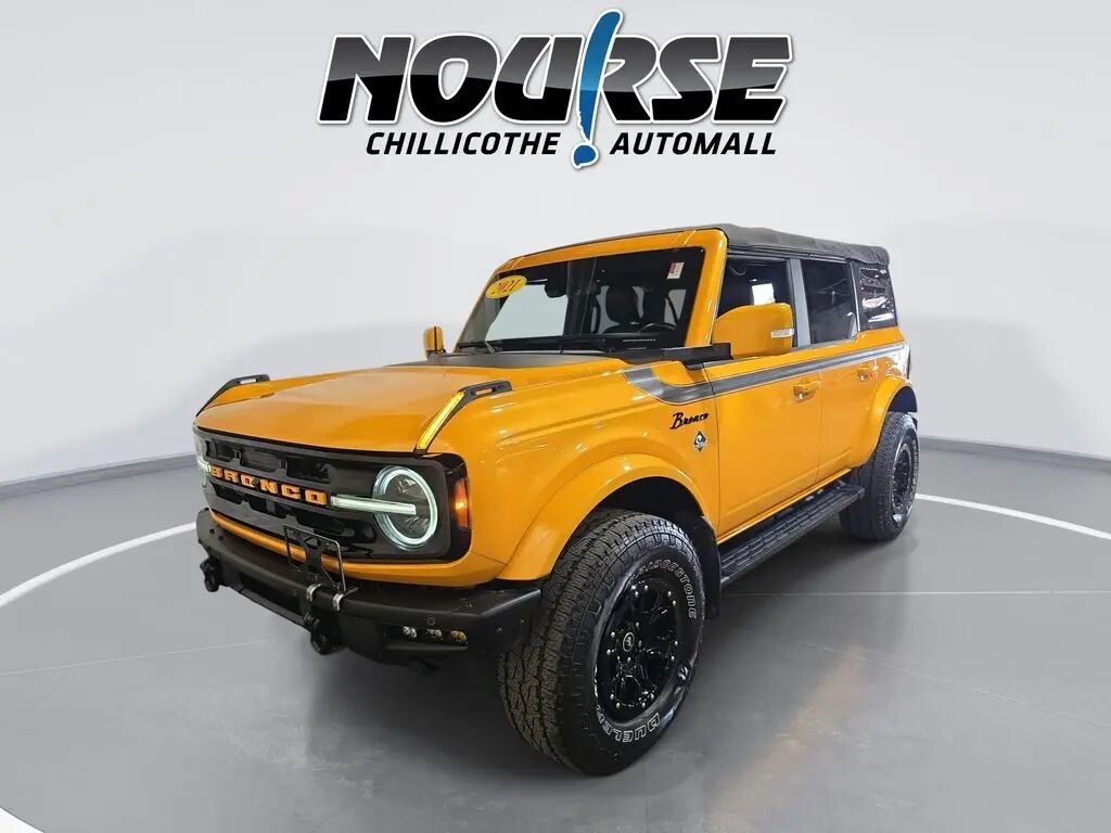 2021 Ford Bronco Base Advanced — photo 1 of 13