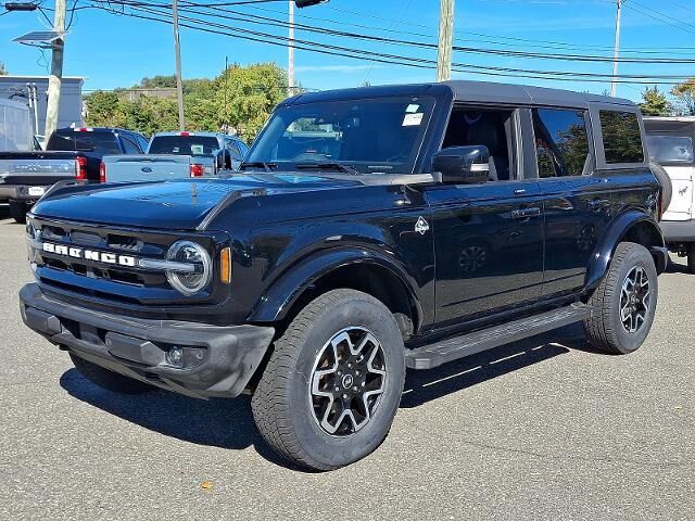 2022 Ford Bronco Base Advanced