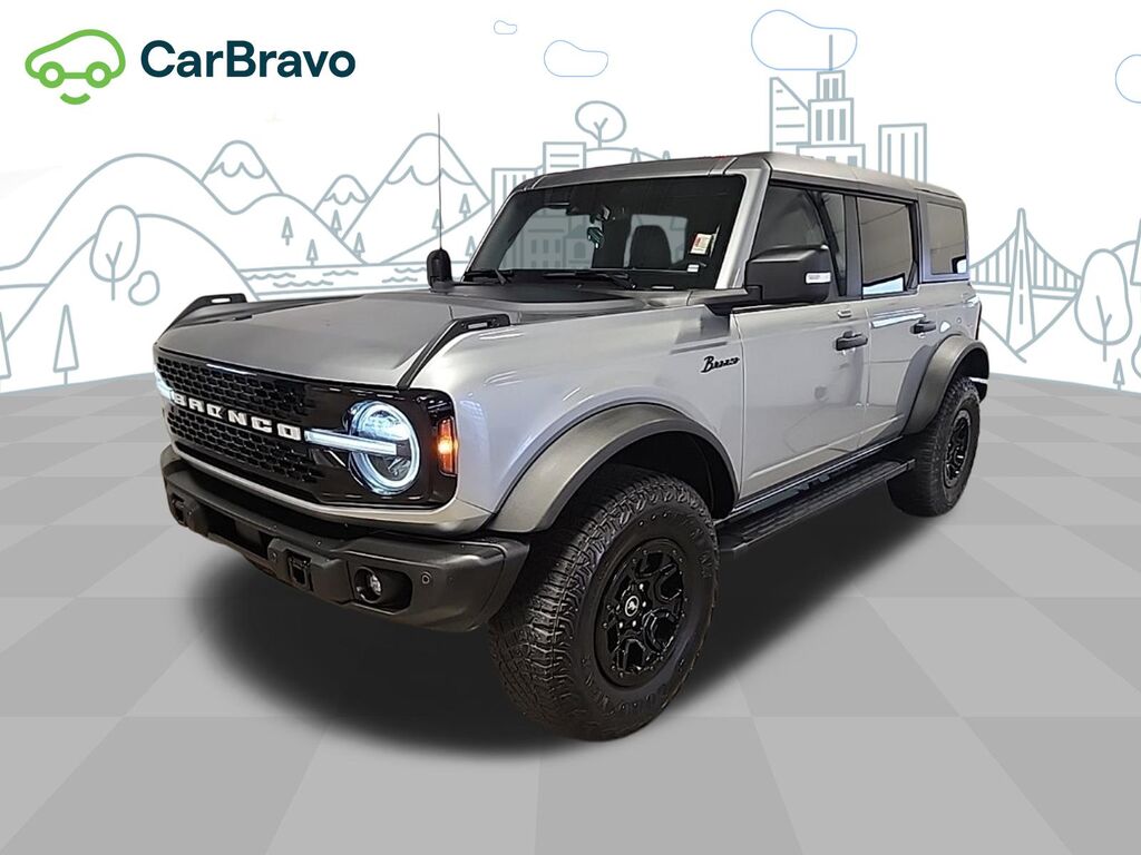 2023 Ford Bronco Base — photo 1 of 7