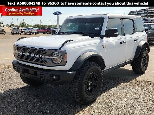 2023 Ford Bronco Base Advanced — photo 1 of 24