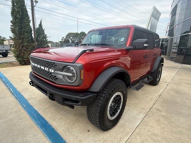 2023 Ford Bronco Base Advanced