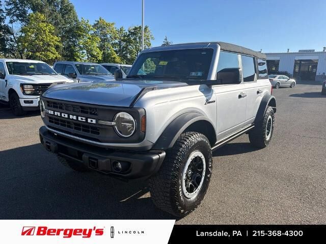 2023 Ford Bronco Base Advanced