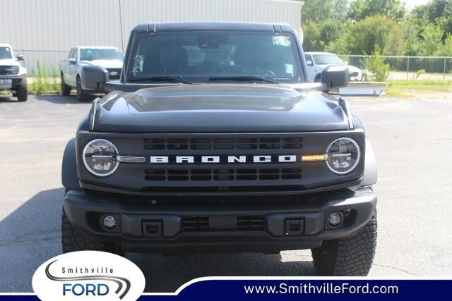 2022 Ford Bronco Wildtrak Advanced — photo 1 of 13