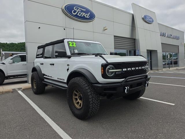 2022 Ford Bronco Base Advanced — photo 1 of 13