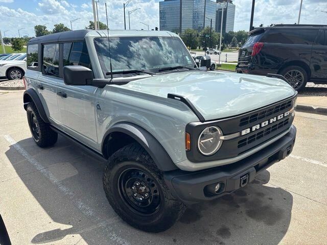 2022 Ford Bronco Badlands Advanced
