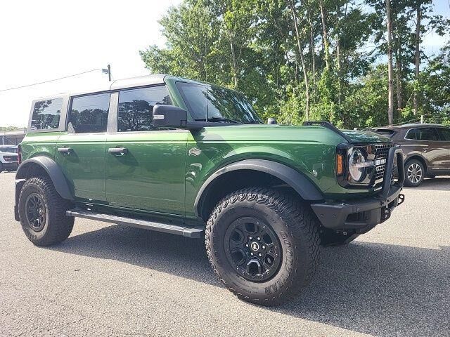 2022 Ford Bronco Base Advanced — photo 1 of 26