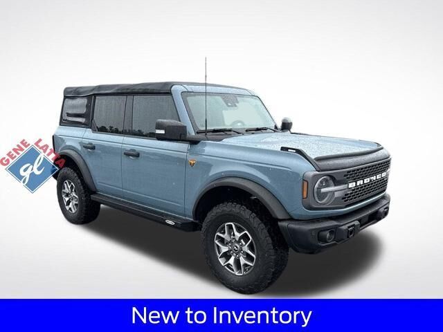 2022 Ford Bronco Base Advanced — photo 1 of 37