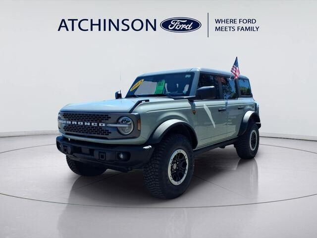 2023 Ford Bronco Big Bend Advanced — photo 1 of 37