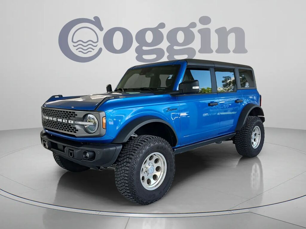 2023 Ford Bronco Black Diamond Advanced — photo 1 of 13
