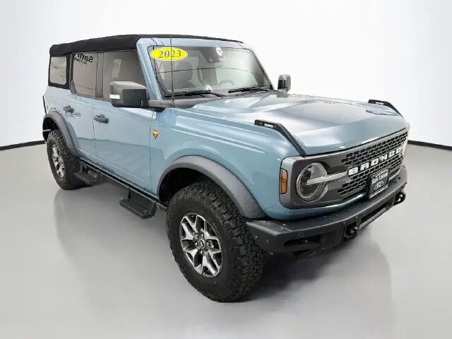 2023 Ford Bronco Base Advanced