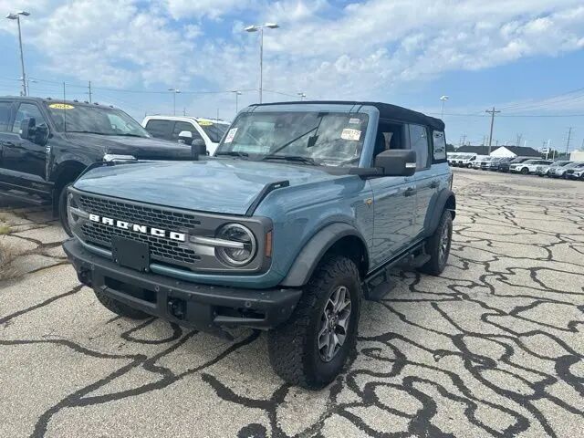 2023 Ford Bronco Base Advanced — photo 1 of 14