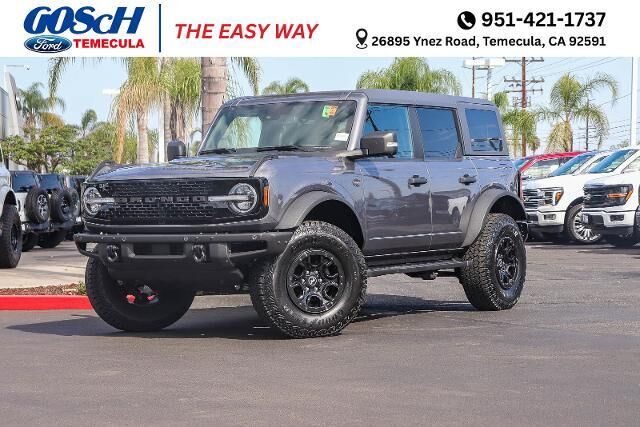 2023 Ford Bronco Badlands Advanced — photo 1 of 26