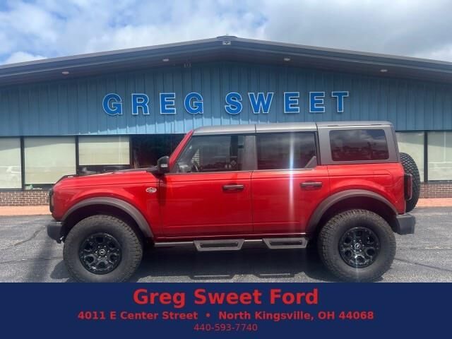 2023 Ford Bronco Outer Banks Advanced — photo 1 of 13