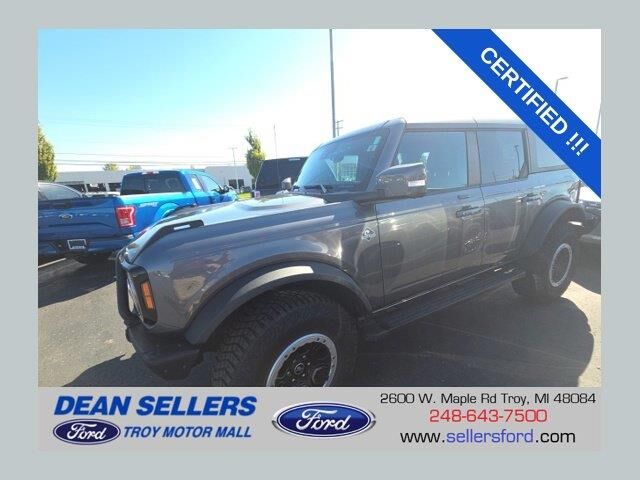 2023 Ford Bronco Base Advanced — photo 1 of 10