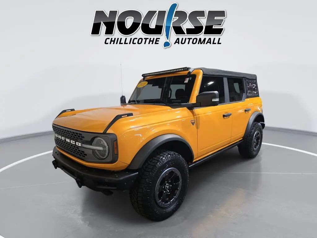 2021 Ford Bronco Black Diamond Advanced — photo 1 of 13
