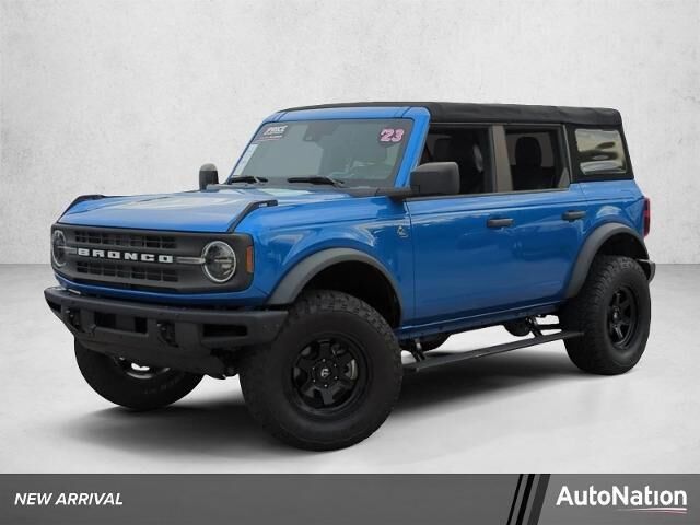 2022 Ford Bronco Base Advanced — photo 1 of 13