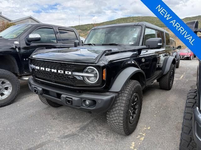 2023 Ford Bronco Badlands Advanced — photo 1 of 11