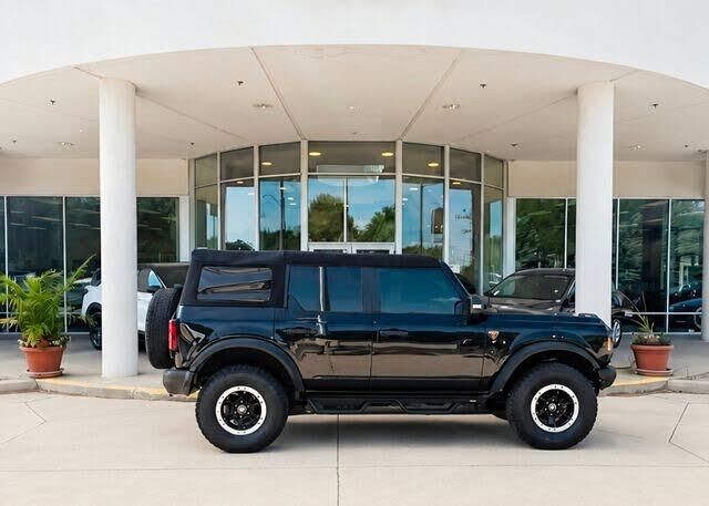 2021 Ford Bronco Badlands Advanced — photo 1 of 1