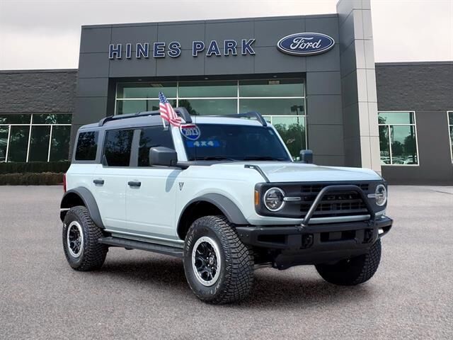 2022 Ford Bronco Base Advanced — photo 1 of 13