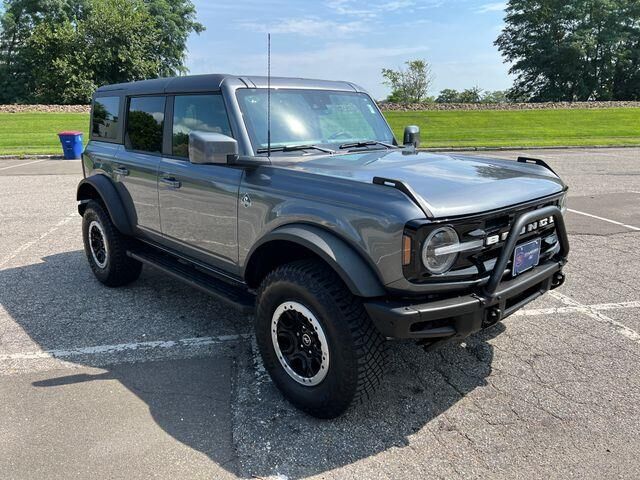 2022 Ford Bronco Badlands Advanced — photo 1 of 26