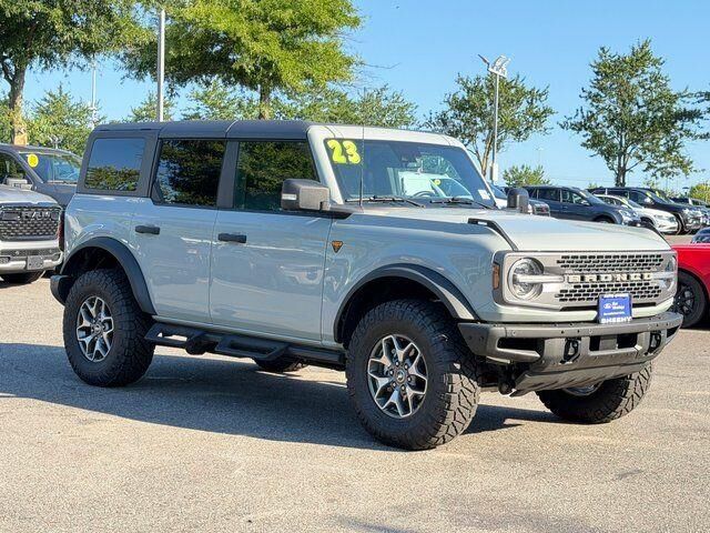 2023 Ford Bronco Big Bend Advanced — photo 1 of 26