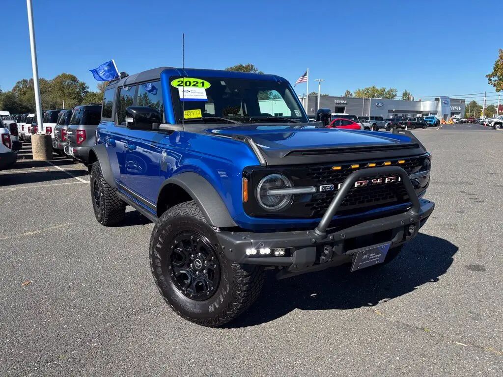 2021 Ford Bronco First Edition Advanced — photo 1 of 13